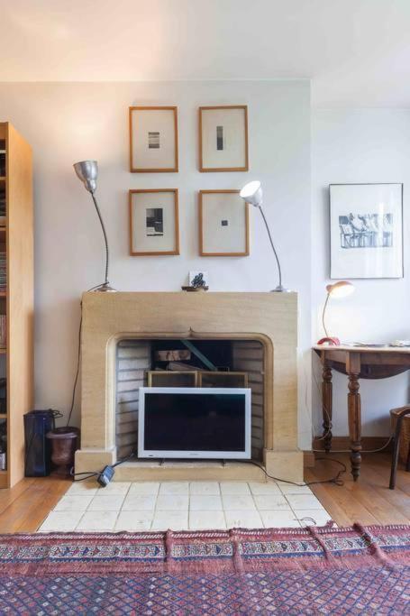 Sejour Haut Marais Paris Exterior photo